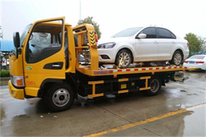 蒲江附近拖车救援24小时服务热线